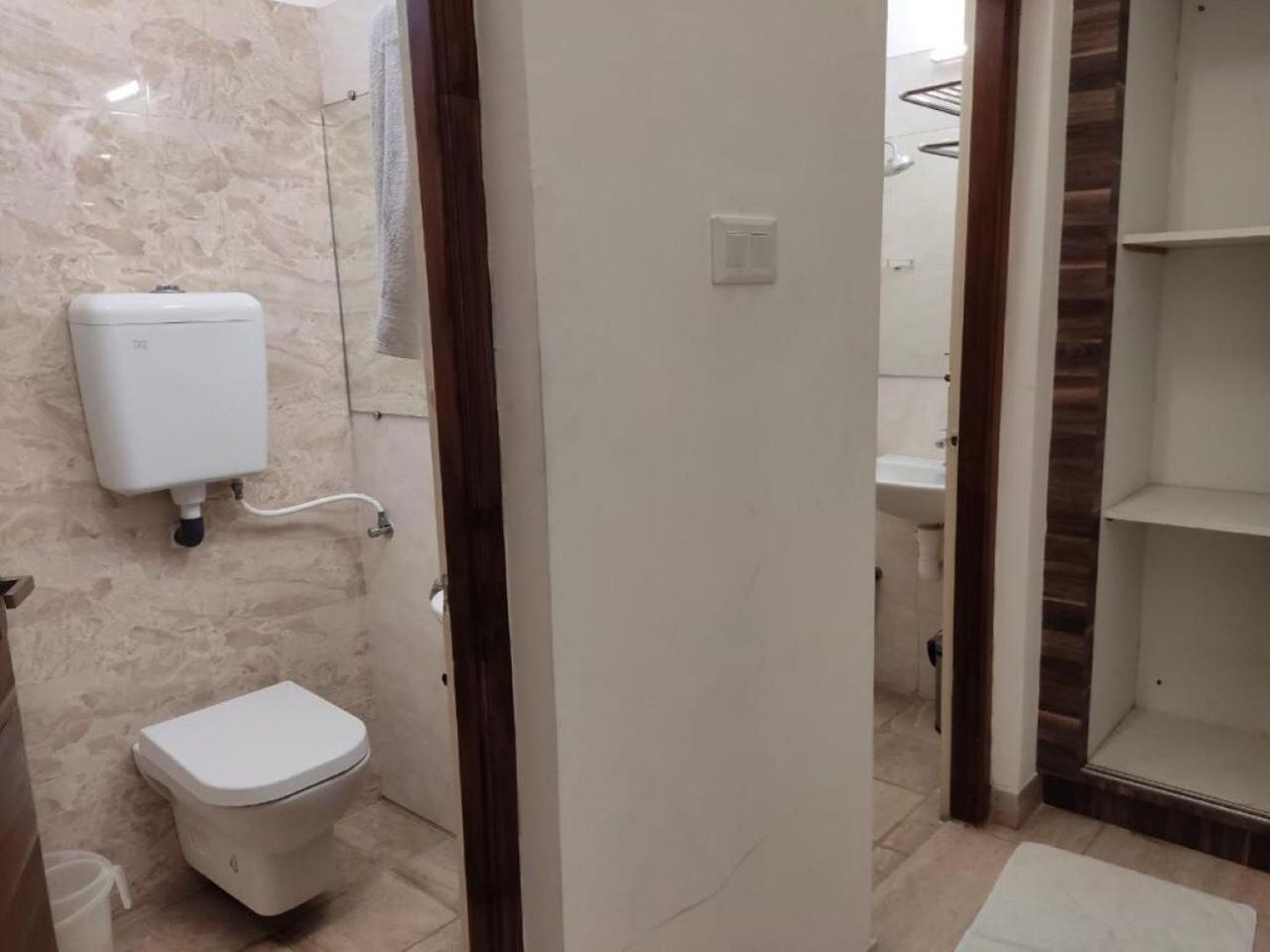 Hotel Residenza Adhikrishna Arcade Erode Esterno foto