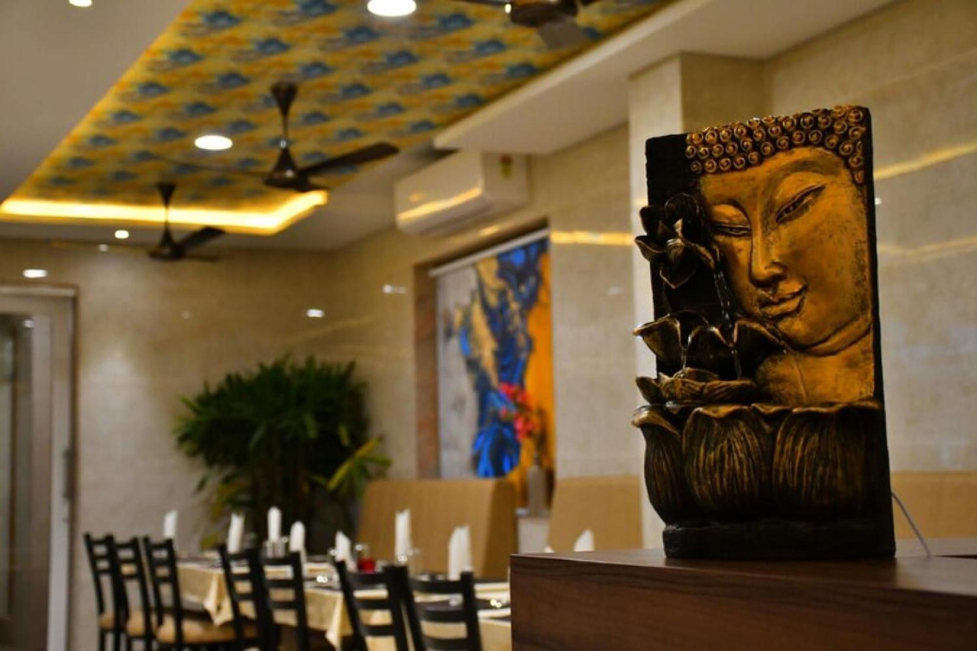 Hotel Residenza Adhikrishna Arcade Erode Esterno foto